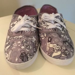 Disney Alice in Wonderland Tennis Shoes